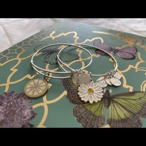 Alex and ani lemon and daisy summer set